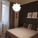 بيت ضيافة Auximum